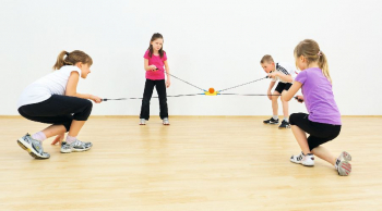 Balancier-Teller mit Ball