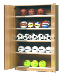 Sportgeräteschrank aus Holz